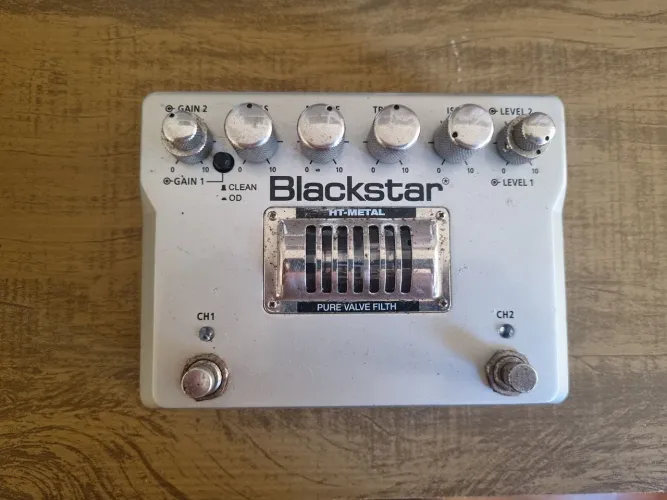 Pedal Black Star Drive e Distortion 
