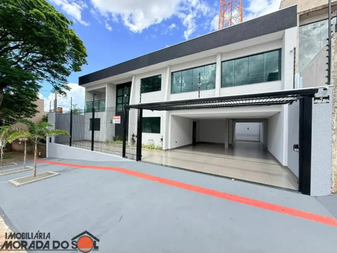 Sobrado para alugar em Zona 06, Maringá-PR