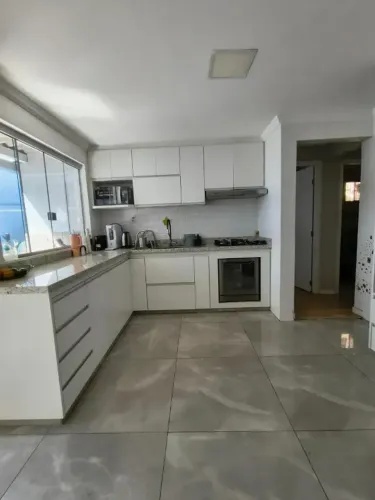 VENDO CASA EM MORADA DE SANTA FÉ