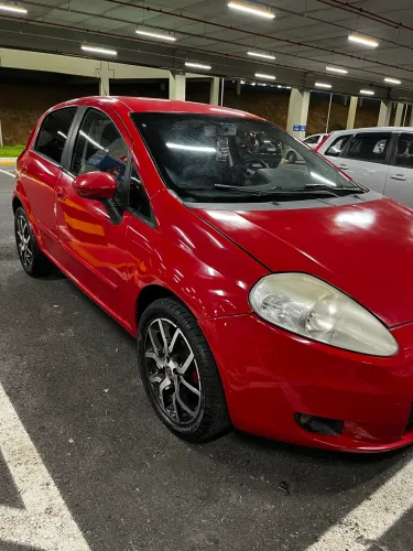 Fiat Punto 1.4 Fire Flex 8V 5P 2010