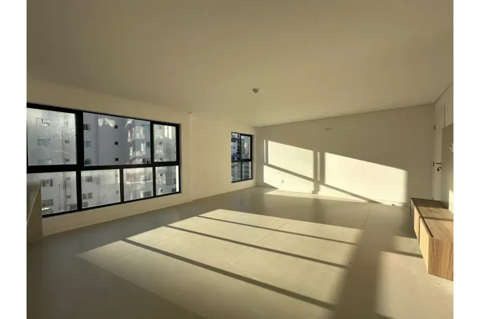 Apartamento 3 Suítes Mobiliado Centro Balneário Camboriú