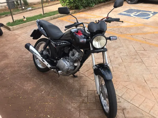 Troco moto menor ou carro menor valor ,mas volta