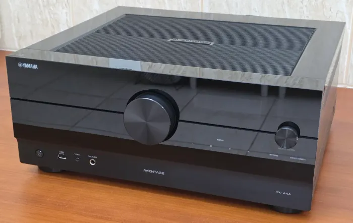 Receiver Yamaha Aventage RX-A4A 7.2 Canais - Dolby Atmos 8K High-End