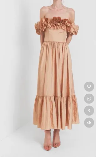 Vestido dourado