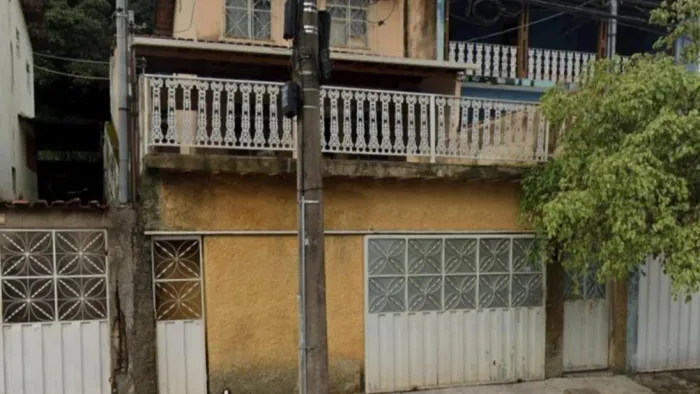 Leilão - Casa - De R$500.000,00 Por R$250.000,00