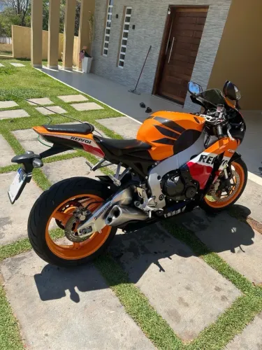 Honda CBR 1000RR Repsol 2011