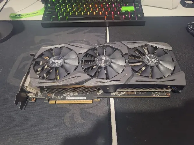 Asus ROG Strix GeForce GTX 1070 Ti