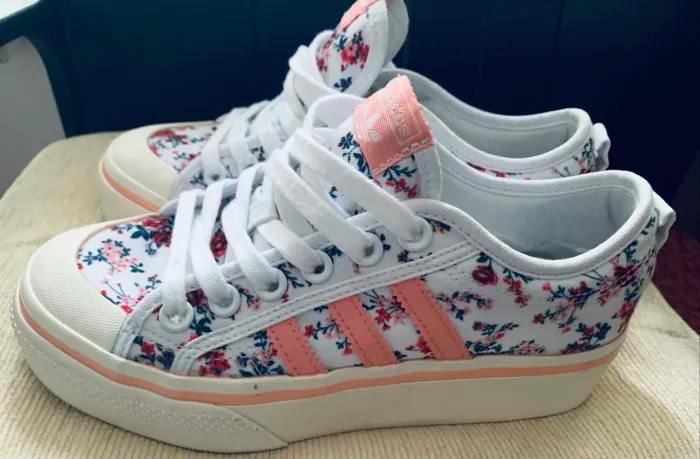 Tênis adidas Nizza 