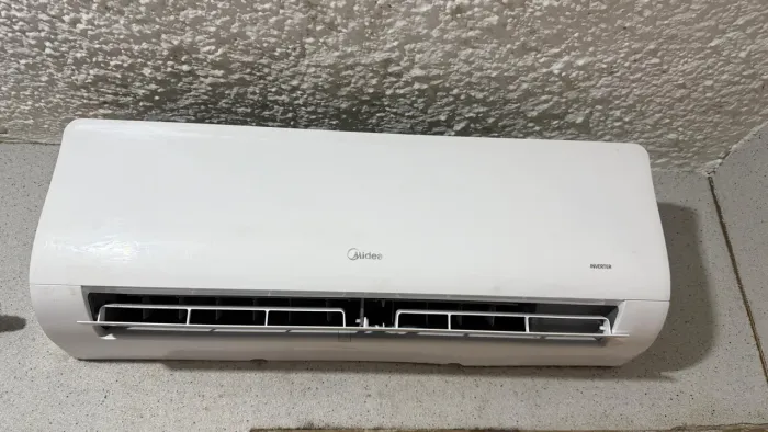 Vendo ar condicionado split inverter midea 12000btus