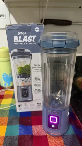 Liquidificador / Mixer Portátil Ninja Blast Azul - Preço de Desapego!