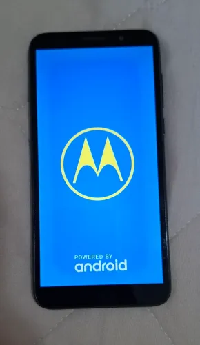 Moto E6 Play 32GB Preto - Completo na Caixa com Carregador Original