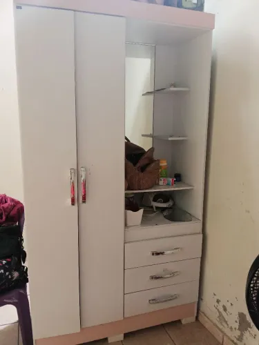 Vende-se : Fogão, guarda roupa,cama,ventilador, Mini forninho...800,00 fazer retirada!