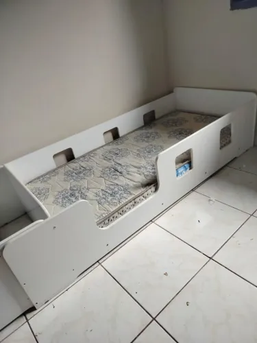 Mini cama montessoriana