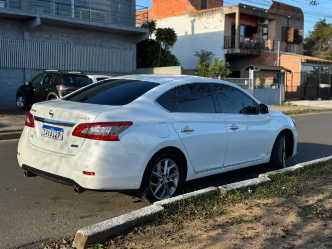 Nissan Sentra Unique 2.0 Flex Fuel 16V Aut. 2016