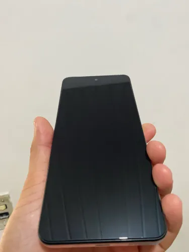 Vende se Realme C75x