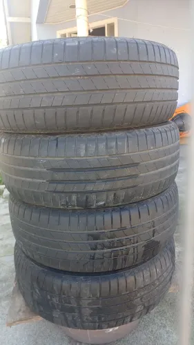 Jogo de pneu 205/55 R17