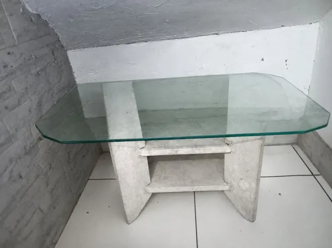 Estante e Mesa de Marmore Bege