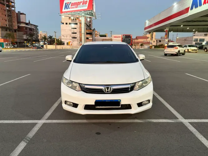 Honda Civic Sedan LXR 2.0 Flexone 16V Aut. 4P 2014