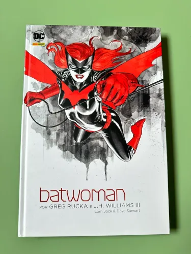 Hq Batwoman por Greg Rucka