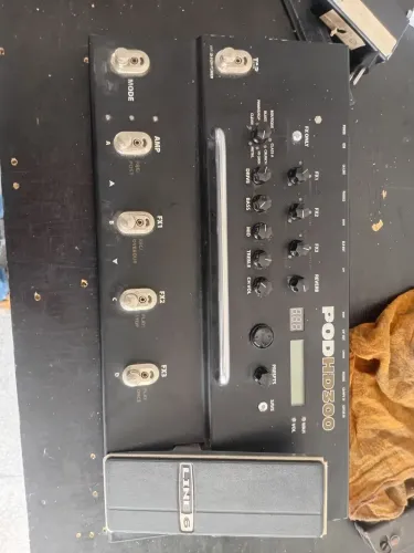 Pra vender hoje pedaleira pod HD 300