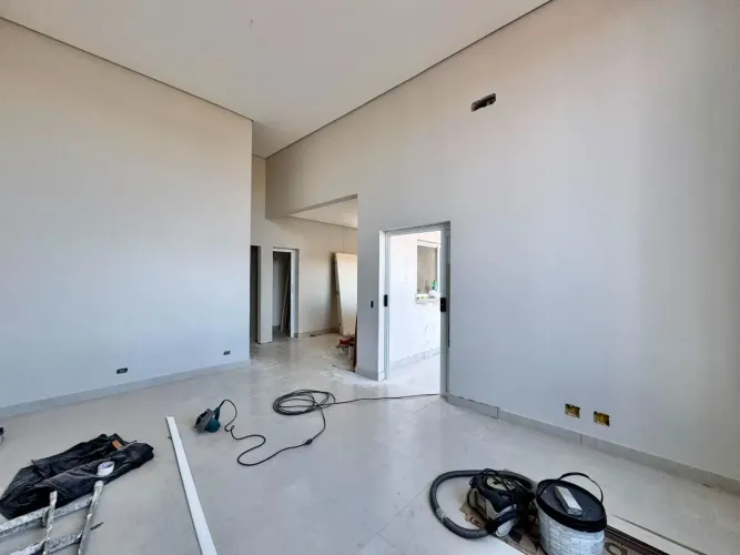 Casa com 3 dormitórios à venda, 105 m² por R$ 600.000 - Residencial Tivolli - Itapetininga