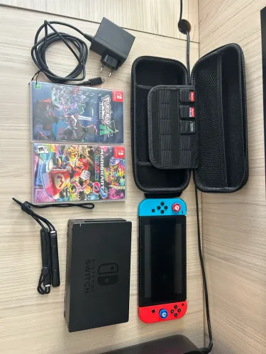 Nintendo Switch Semi-Novo