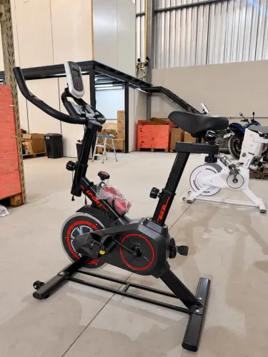 Bicicleta Ergométrica Bike Spinning Display Sensor de Pulso Profissional