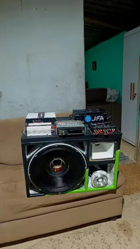 Caixa de som automotivo 4 vias