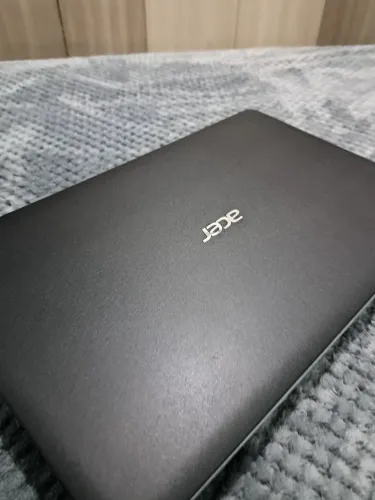 Notebook acer Intel core i5 8 gigas de memória 256 de ssd