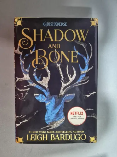 Shadow and Bone (Sombra e Ossos)