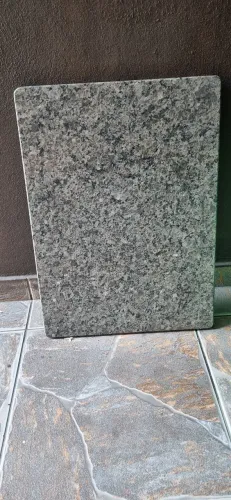 Tampo / Pedra de Granito Polido (54x40 cm) - Excelente Estado