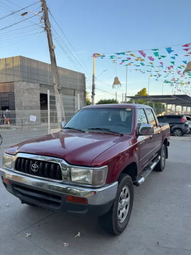 Toyota Hilux CD SRV 4X2 3.0 8V 90cv Diesel 2002