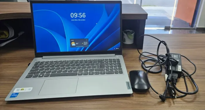 Notbook semi novo lenovo