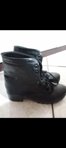 botas usadas 1 vez , tamanho 38-39