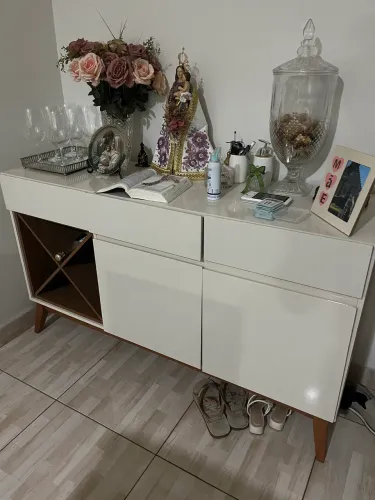 Buffet Chandon Off White