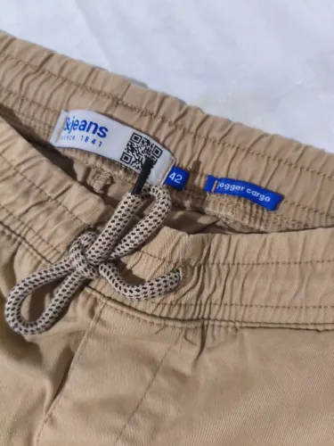 Calça Jogger Cargo em Sarja Cáqui - Tamanho 42 (Seminova)