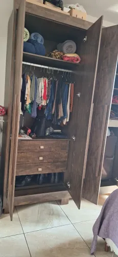 Guarda roupa casal