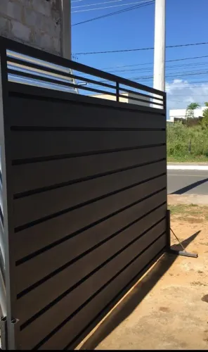 Vende-se um portão novo ZAP *87