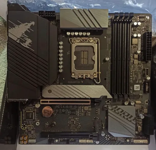 Placa mãe DDR5 B760M Aorus Elite Gigabyte