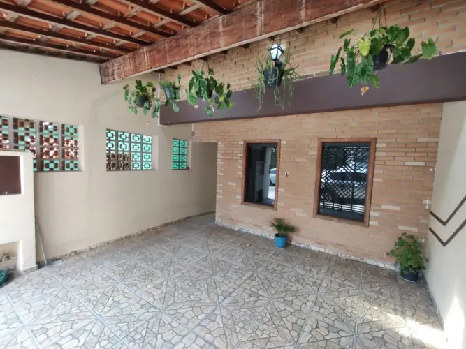 Casa com 4 Dormitórios -Vila Barão Sorocaba