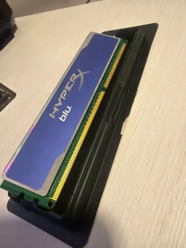 Memória Hyperx 1600mhz 4 gb 2X4gb