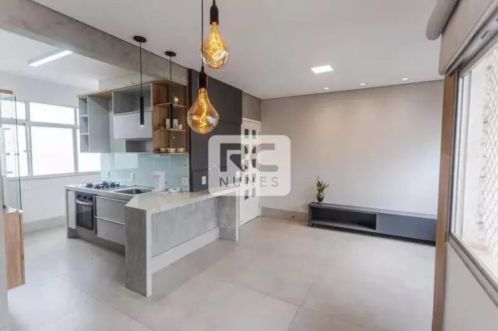 Apartamento com área de 80m², 03 quartos,1 suíte, 01 vaga, Bairro Lourdes, Belo Horizonte.