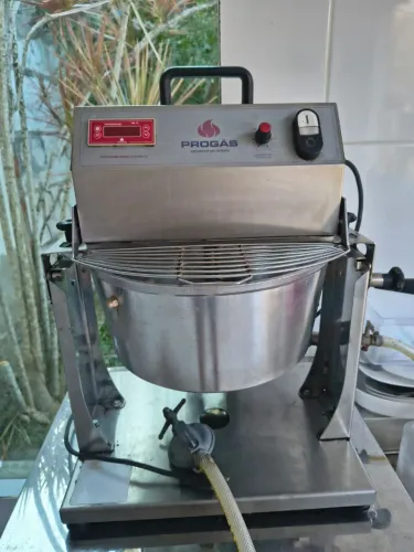 Panela para misturar recheios
