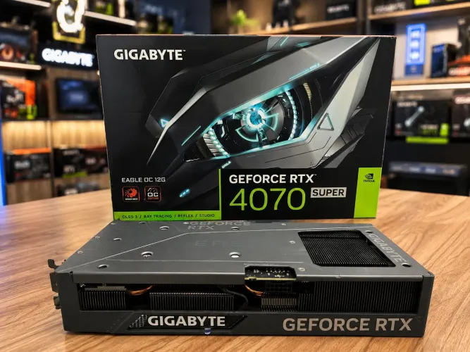 Placa de vídeo RTX 4070 Super Gigabyte
