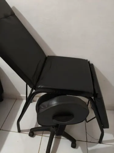 OPORTUNIDADE: Kit Maca Reclinável + Mocho (Cadeira) 