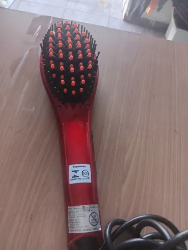 Vendo: escova alisadora elétrica