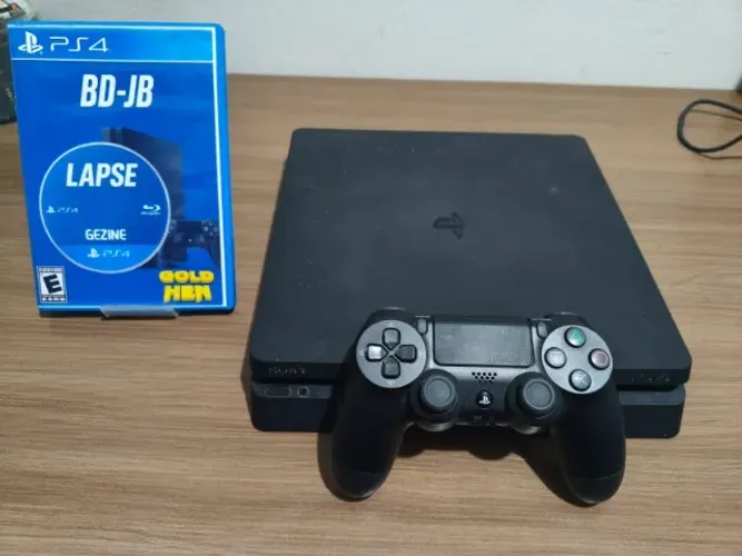 PS4 Slim 500GB - Desbloqueado