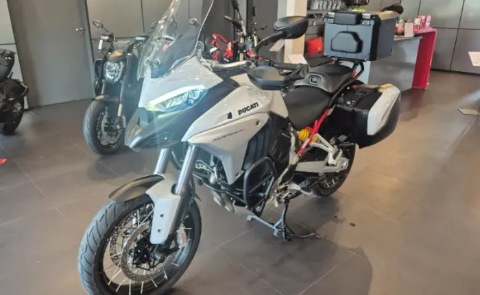 DUCATI MULTISTRADA V4S