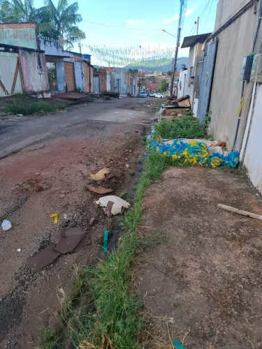Alugo kit net com total privacidade e bem localizado em duas avenida