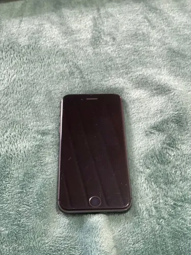 iPhone 8